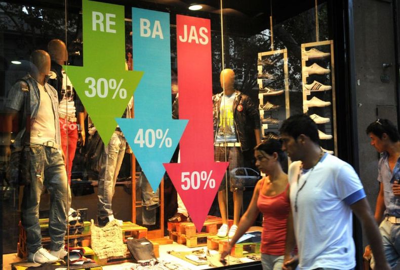 Ventas comercios caída rebajas promociones inflación