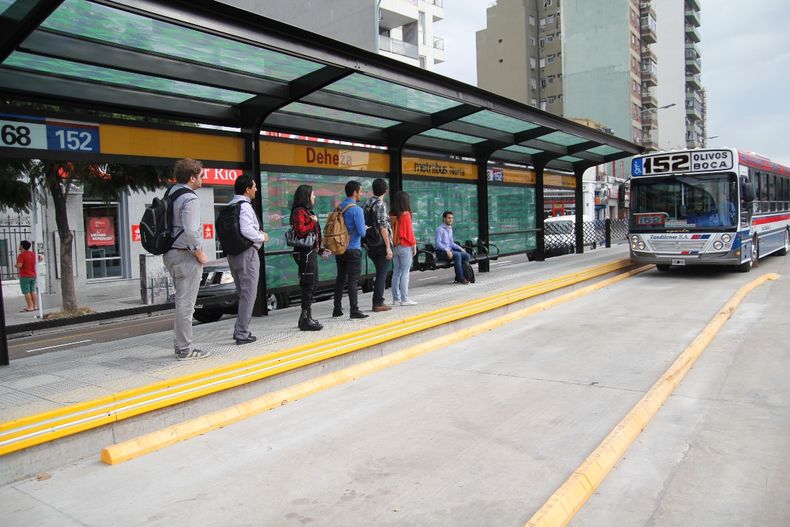 Transporte subió 5,4%.