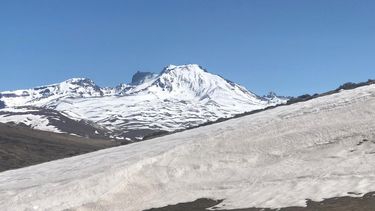 Octubre con nieve en la cordillera malargüina (Foto Claudio Altamirano).