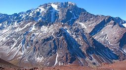 Un andinista formoseño murió en un cerro de Alta Montaña