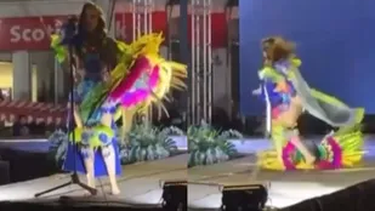 Viral: modelo se electrocutó en pleno desfile.
