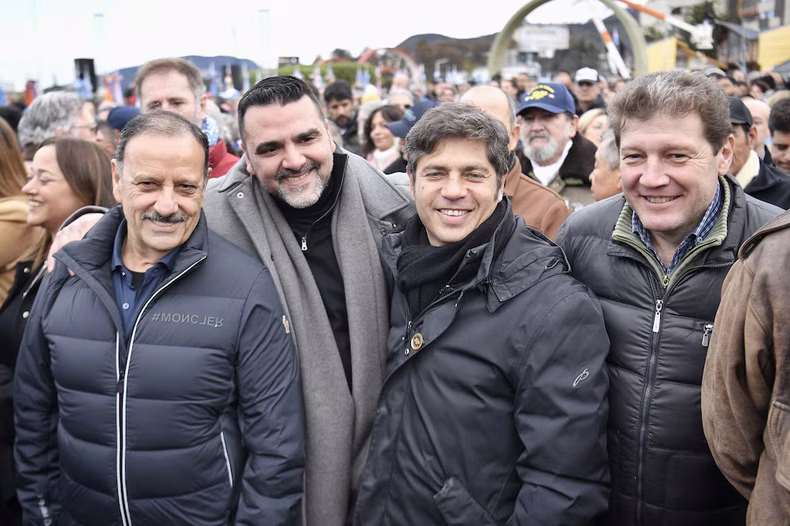 Dirigentes del peronismo participaron del acto central en Ushuaia.