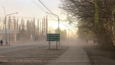 Alerta por viento Zonda: suspendieron las clases en estas zonas de Mendoza.