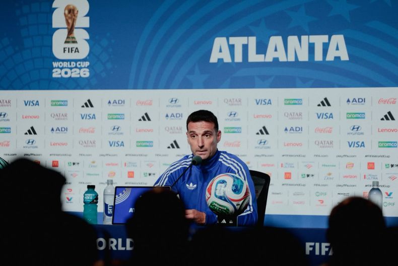 Lionel Scaloni confirmó a Leandro Paredes como titular y hará tres cambios ante Egipto