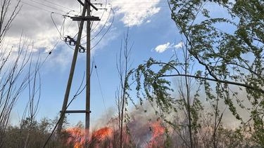 La quema que comenzó de manera controlada terminó provocando un incendio de gran magnitud en San Rafael.