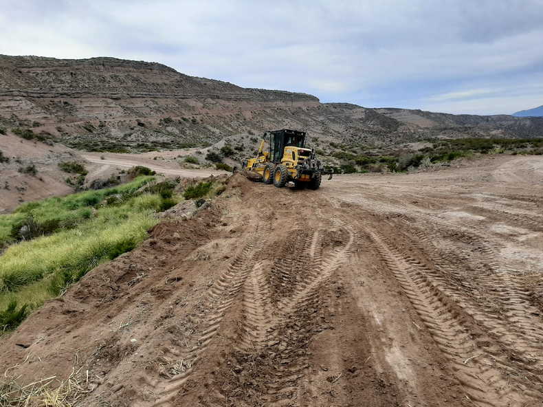 Obras viales en el Valle de Uco.