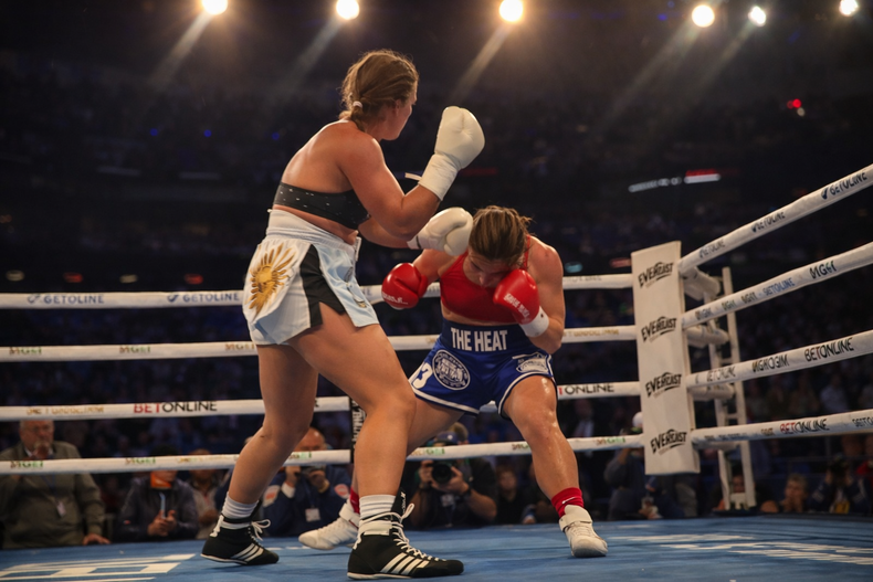 Soledad Matthysse, emoción pura tras conquistar el cinturón mundial interino en Estados Unidos.
