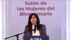 La expresidenta Cristina Fernández de Kirchner cuestionó al ministro de Economía Luis Caputo y se refirió al Día de la Lealtad Peronista.