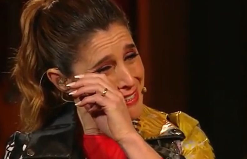 La emoción de Soledad Pastorutti en La Voz Argentina con un tema de un autor mendocino.