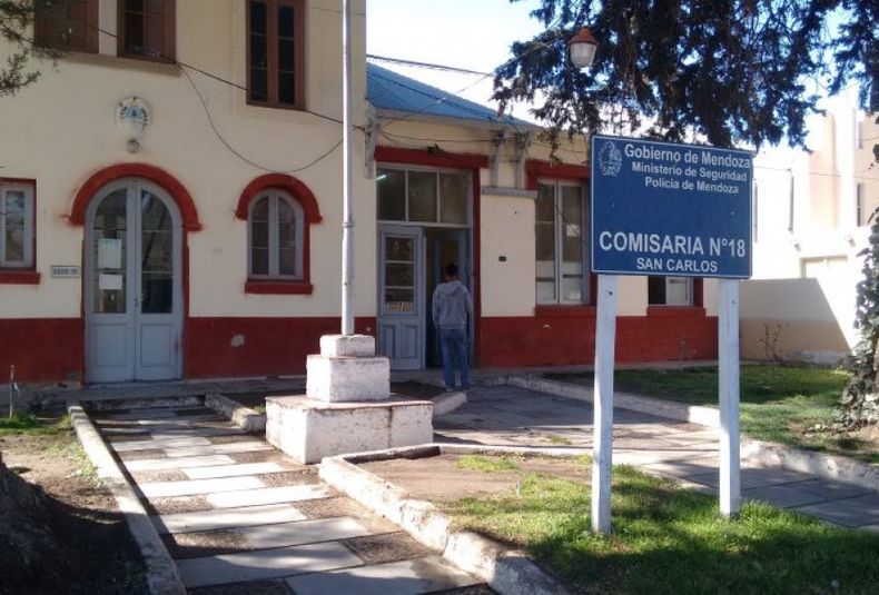 Comisaria 18 San Carlos