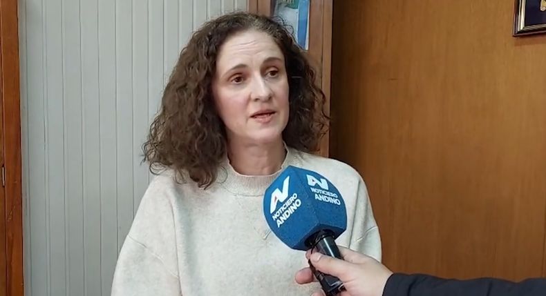 Daniela López, directora de la Escuela de Agricultura.