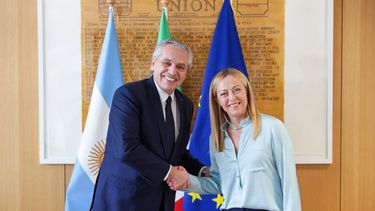 El Presidente mantuvo una reunión bilateral con Giorgia Meloni, primera ministra de Italia.