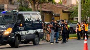 Amplio operativo policial en Las Heras: 10 detenidos y vehículos secuestrados Amplio operativo policial en Las Heras: 10 detenidos y vehículos secuestrados