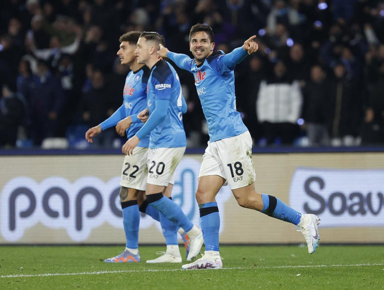 Giovanni Simeone ingresó en el complemento.