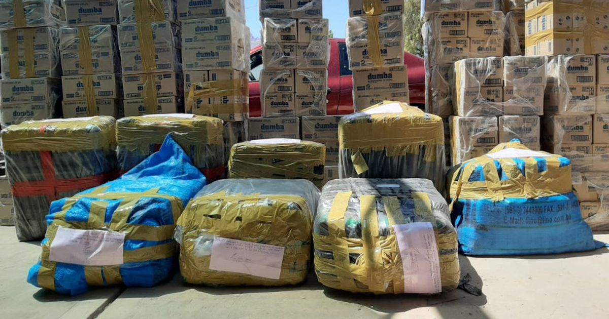 Secuestraron hojas de coca y bicarbonato de contrabando en allanamientos
