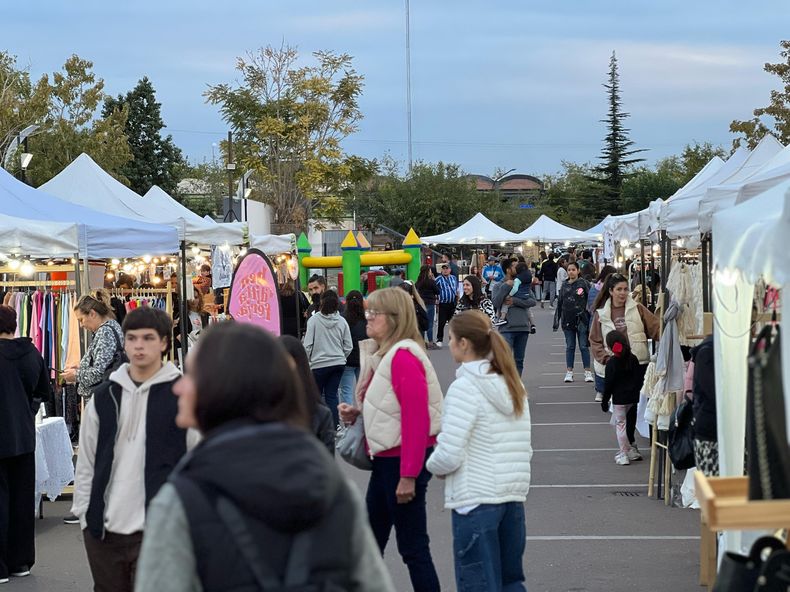 En Mendoza, las ferias como Benditta Feria y Diseño Libre impulsan a emprendedores locales