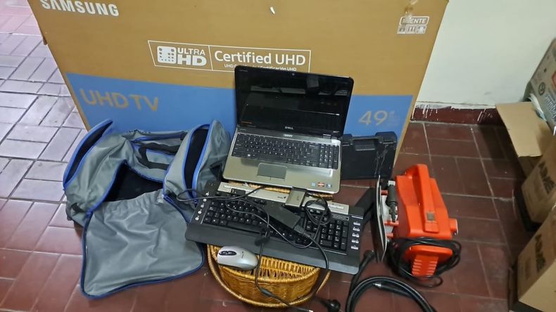El sospechoso quedó a disposición de la Oficina Fiscal N°2 de Ciudad. Los bienes que secuestraron.&nbsp;