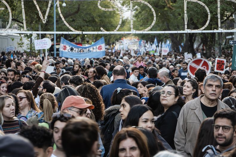 La marcha del 23 de abril contó con una asistencia que superó las expectativas. 