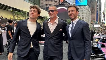 Franco Colapinto posó con Brad Pitt y revolucionó las redes: el motivo detrás de este encuentro