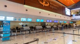 Paro General: Mendoza con un aeropuerto paralizado y transporte público garantizado.