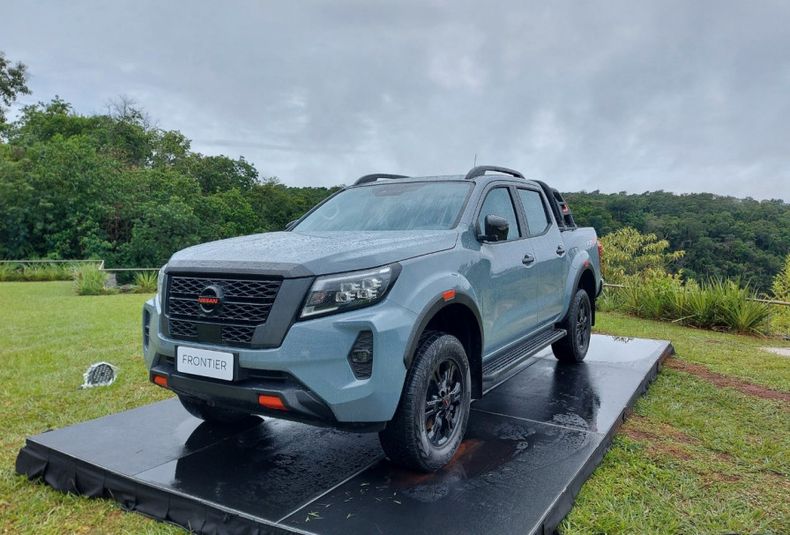 Nissan Frontier portada
