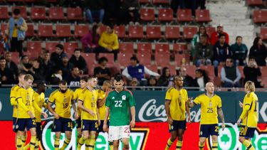México cayó ante Suecia en España.