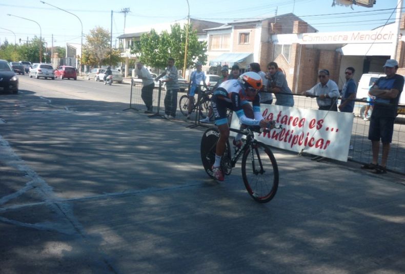 13  3ra etapa- 27ª Vuelta San Rafael- Sergio Godoy (San Luis Somos Todos). Ganador de la contrarreloj- Sábado 09-03-2013