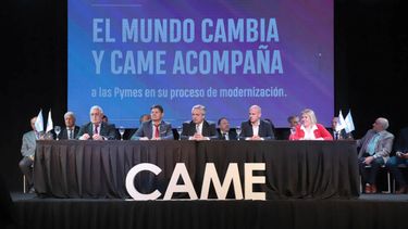 ante empresarios pyme, fernandez insistio con la redistribucion para recomponer los salarios