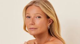 A los 50 años, Gwyneth Paltrow sorprendió con un desnudo total.