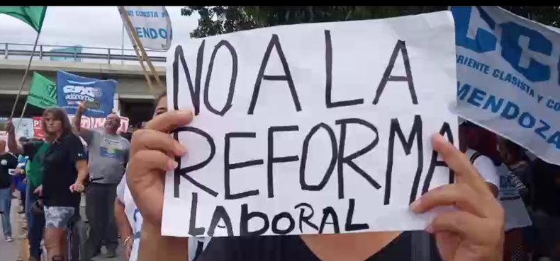 La Justicia viene siendo el principal freno para la reforma laboral de Javier Milei