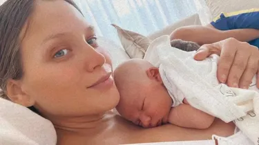 Bárbara Vélez le dejó un tierno mensaje a su hijo Salvador al cumplirse un mes de vida (Foto: Instagram)