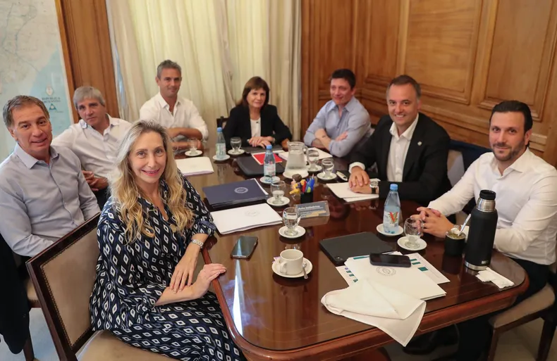 La mesa pol&iacute;tica del Gobierno nacional defini&oacute; la agenda de las sesiones extraordinarias.