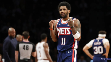 kyrie irving, de brookling nets, perdio 100 millones de dolares por no vacunarse