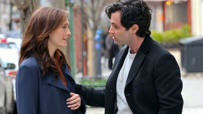 La serie recibió nominaciones a Mejor serie de terror, actor (Badgley) y actriz (Elizabeth Lail) en 2019 en los Premios Saturn.