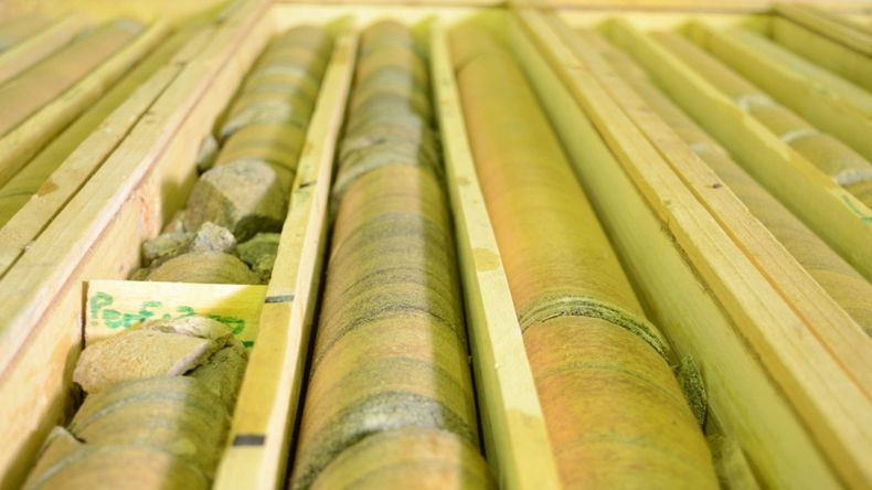 Testigos geológicos de uranio natural del Complejo Minero Fabril Sierra Pintada.