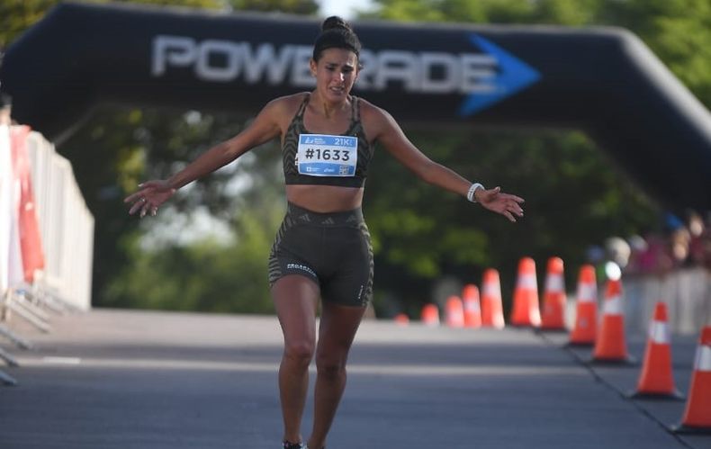 El Atletismo mendocino se tiñe de Celeste y Blanco.