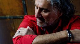 El trovador mendocino Gustavo Maturano presentará esta noche sus canciones.