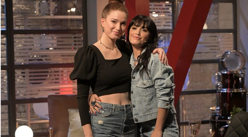 Lali se puso hot con Luzía: Me quedé desnuda.