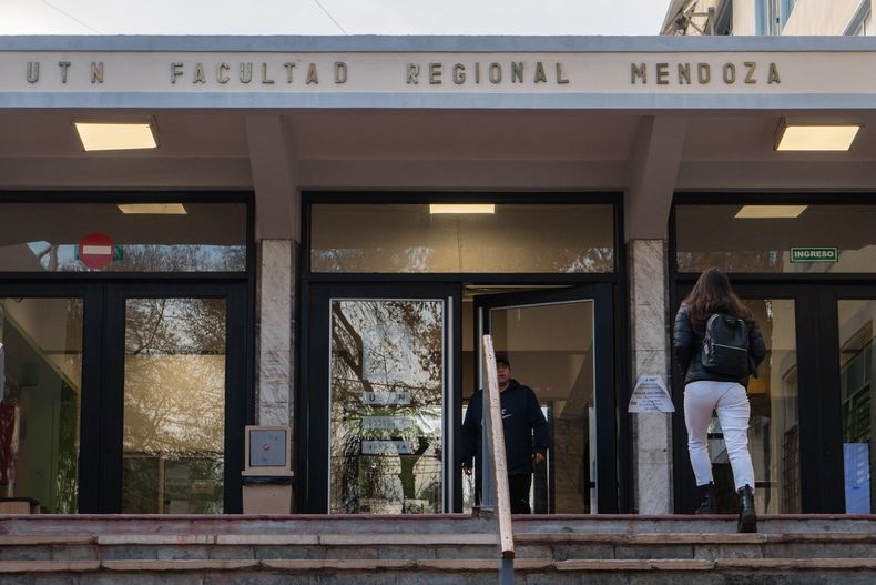 Las 30 facultades regionales de la UTN adhieren al paro de 72 horas convocado por Conadu Histórcia - CTA Autónoma.