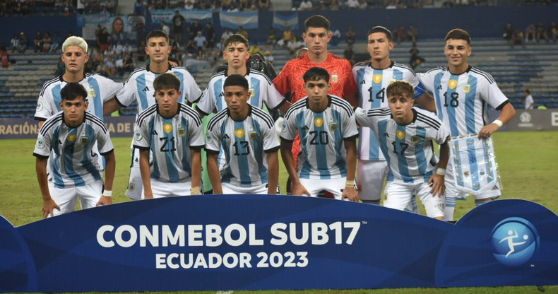 La Selección de fútbol sub-17 de Argentina va por los tres puntos.