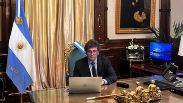 Javier Milei Milei firmó la convocatoria a sesiones extraordinarias para este mes en el Congreso Javier Milei Milei firmó la convocatoria a sesiones extraordinarias para este mes en el Congreso
