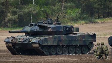 Sigue la guerra: finalmente, Alemania accedió y envía tanques a Ucrania.