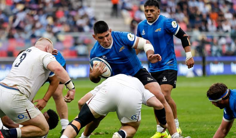 De local y con una camiseta homenaje, Los Pumas perdieron ante Inglaterra