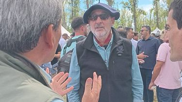 En el Día de Campo, Vargas Arizu reivindicó el potencial de General Alvear y respondió a empresarios. En el Día de Campo, Vargas Arizu reivindicó el potencial de General Alvear y respondió a empresarios.