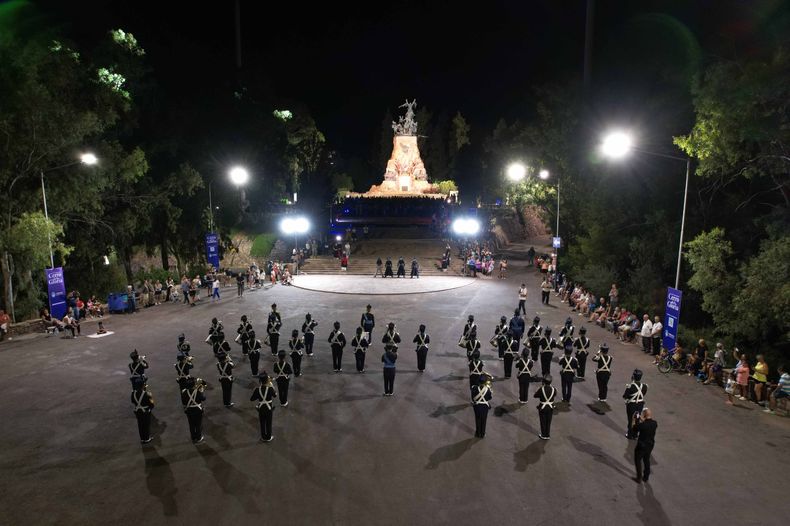 El Cerro de la Gloria volverá a ser el escenario de actos.
