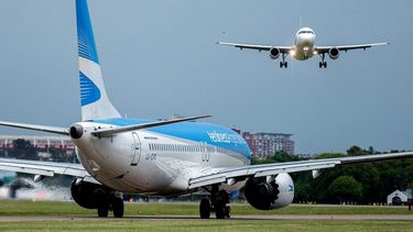 Fijarán un esquema de bandas tarifarias aéreas para vuelos en el país