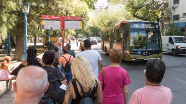 Atención usuarios: cambios de recorrido en el transporte público por sesión especial en la Legislatura. Atención usuarios: cambios de recorrido en el transporte público por sesión especial en la Legislatura.