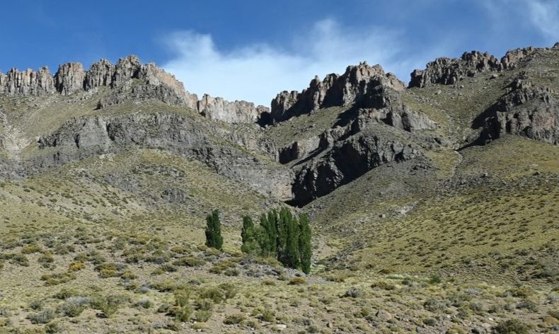 Diversidade de paisagens em Paso Pehuenche.