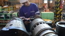 La UIA relevó que el empleo industrial tuvo una caída interanual de 3,4% en marzo