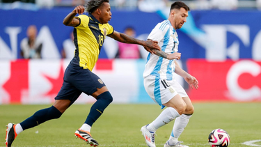 El elenco nacional choca contra Ecuador en la Copa América.